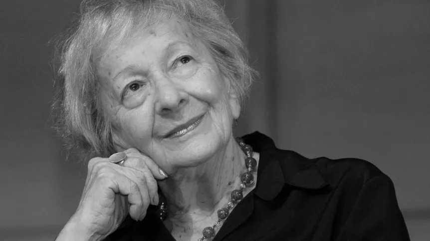 01.07.2003 Na zdjęciu Wisława Szymborska. PAP / Jacek Bednarczyk