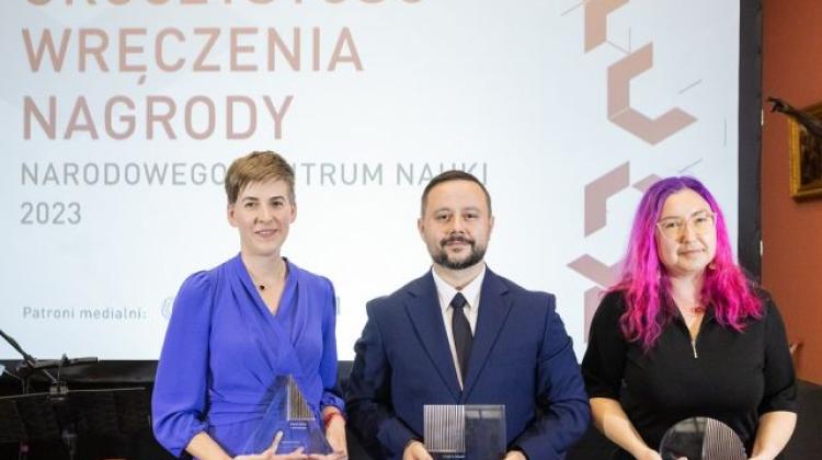 Laureaci Nagrody NCN 2023: Katharina Boguslawski, Łukasz Opaliński, Karolina Ćwiek-Rogalska. Źródło: Narodowe Centrum Nauki