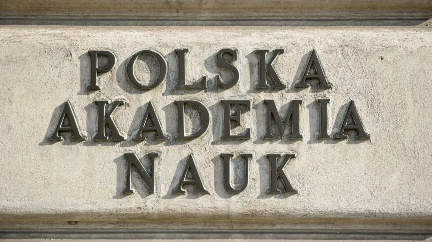 Warszawa, 19.08.2011 Pałac Staszica, siedziba Polskiej Akademi Nauk. PAP/Wojciech Pacewicz