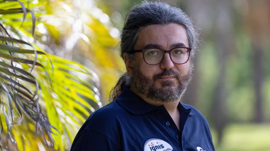 08.06.2025. Na zdjęciu kierownik misji Ax-4 z ramienia European Space Agency Sergio Palumberi.  PAP/Leszek Szymański 