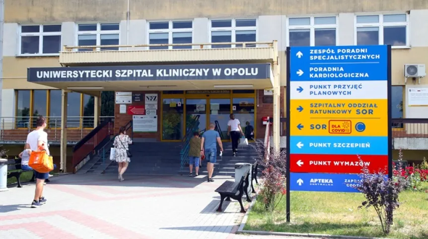 Uniwersytecki Szpital Kliniczny w Opolu (mr) PAP/Krzysztof Świderski