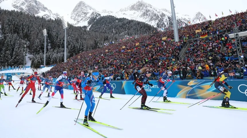 Anterselva, Włochy, 18.02.2026. Zimowe Igrzyska Olimpijskie - Mediolan i Cortina d’Ampezzo 2026. Zawodniczki na trasie biathlonowej sztafety 4x6 km kobiet w Anterselvie, 18 bm. (mk) PAP/Grzegorz Momot