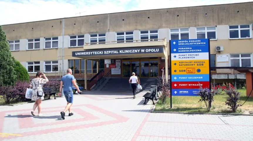 Uniwersytecki Szpital Kliniczny w Opolu (olm) PAP/Krzysztof Świderski
