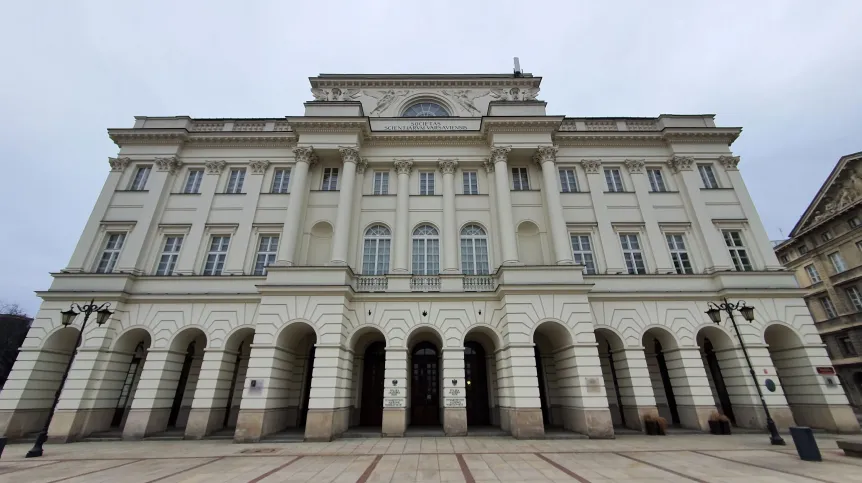 Warszawa, 07.04.2021. Pałac Staszica w Warszawie, siedziba Polskiej Akademii Nauk.  PAP/Radek Pietruszka
