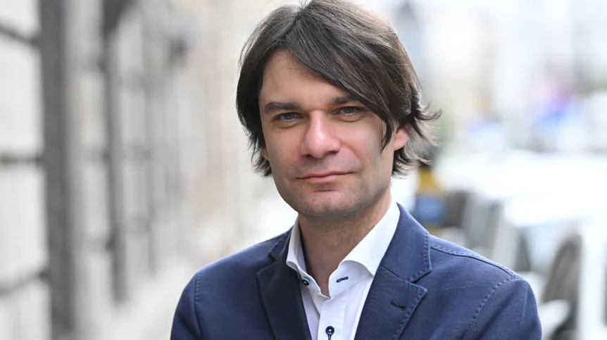17.04.2026. Na zdjęciu biolog medyczny i środowiskowy z Uniwersytetu Medycznego w Poznaniu dr hab. Piotr Rzymski.  PAP/Radek Pietruszka