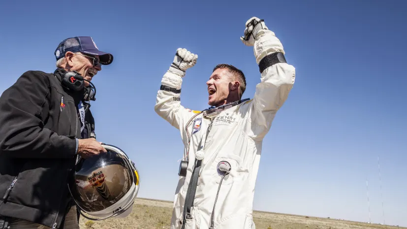 PAP/EPA © 2012 / BALAZS GARDI / RED BULL STRATOS