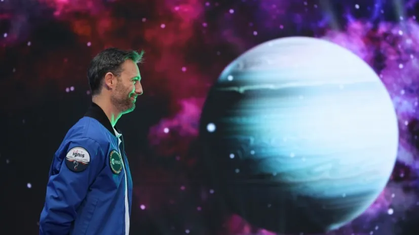 Sławosz Uznański-Wiśniewski podczas spotkania na PW (mr) PAP/Paweł Supernak