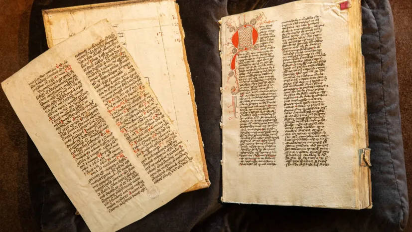 17.02.2026. Uroczyste przejęcie odzyskanego XV-wiecznego rękopisu dzieł św. Augustyna, 17 bm. w gmachu Biblioteki Uniwersytetu Wrocławskiego. PAP/Krzysztof Ćwik