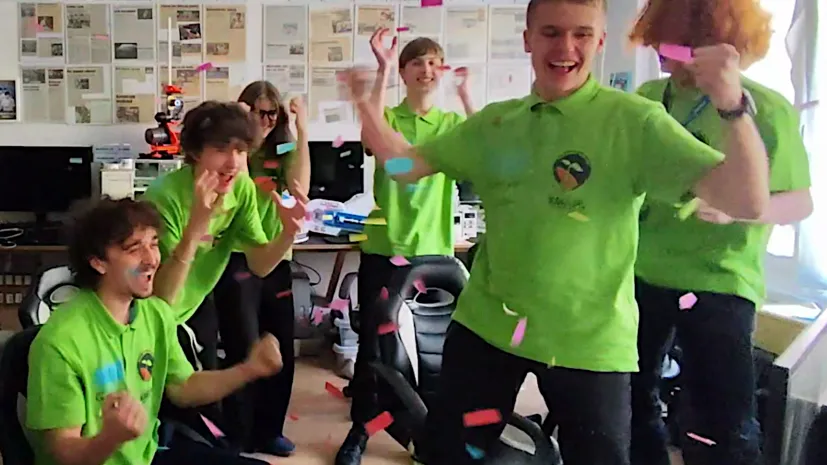 Źródło: Koło Naukowe Elektroniki i Informatyki w Knurowie