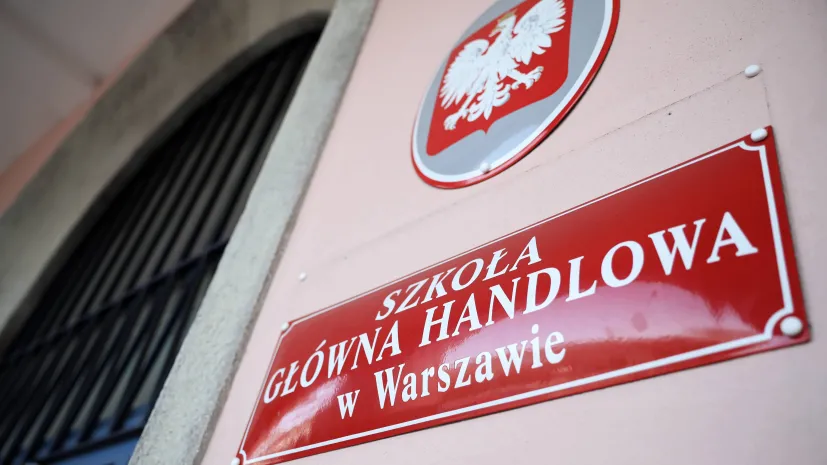 Warszawa, 18.12.2019. Budynek Szkoły Głównej Handlowej w Warszawie. (olm) PAP/Leszek Szymański
